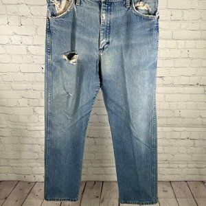 VTG Wrangler Light Wash Blue Denim Distressed Jeans USA Made 13 MWZ (34x29)
